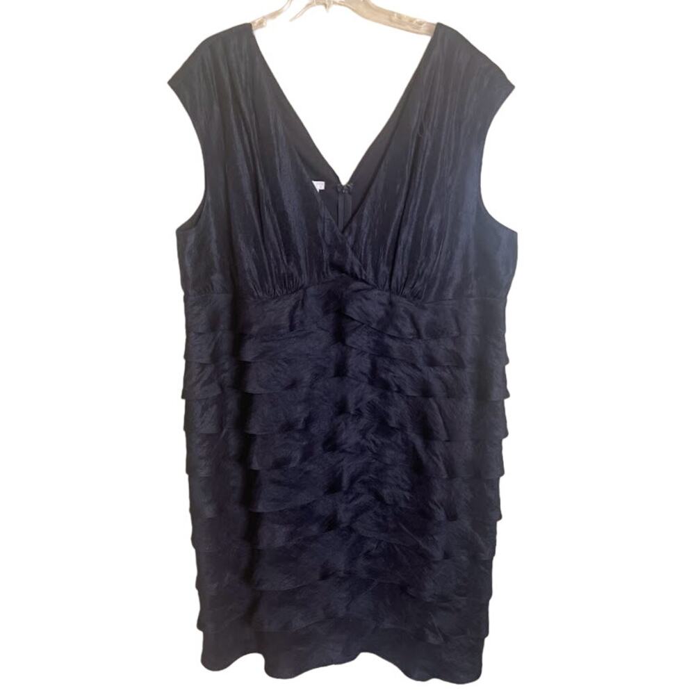 London Times Black V-Neck Sheath Cocktail Dress - 22W